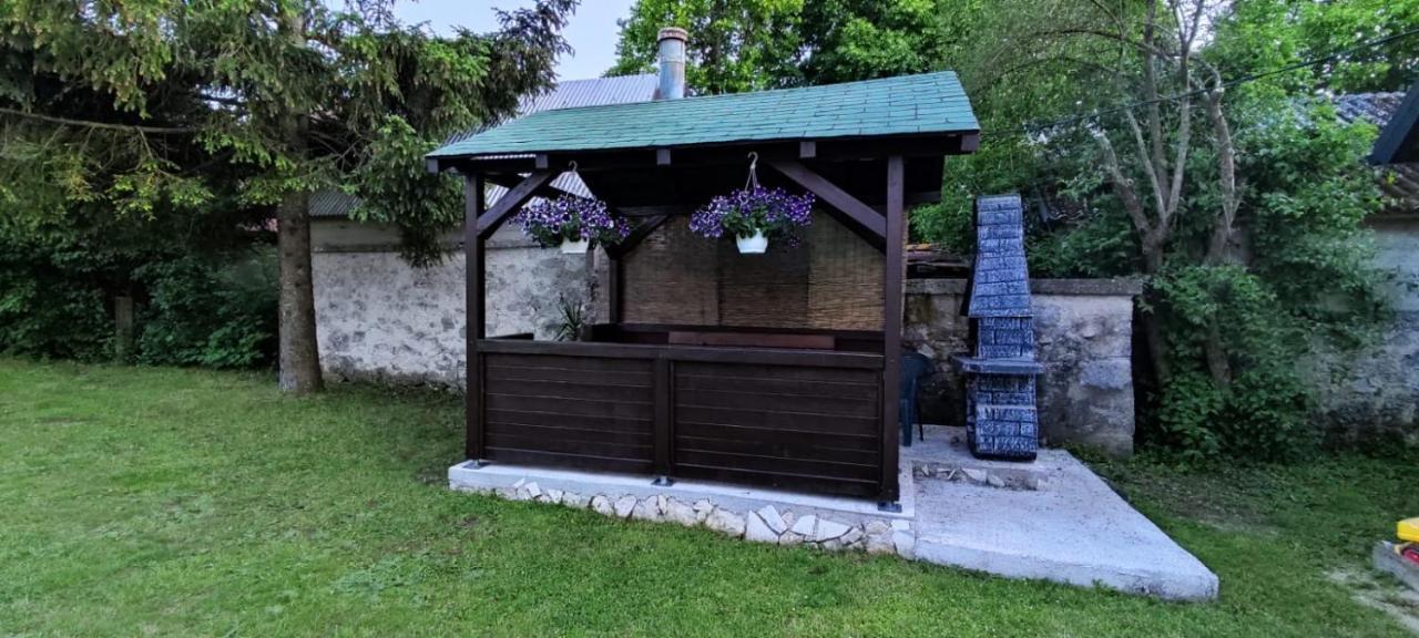Apartment Gradina Korenica Exterior photo