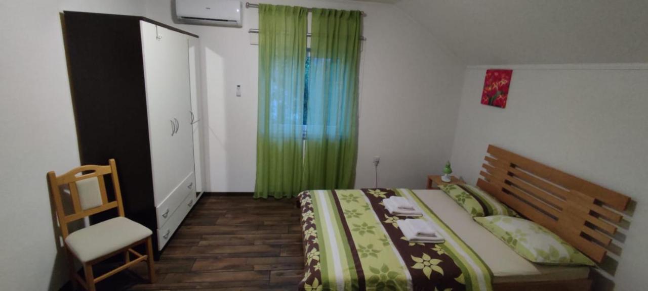 Apartment Gradina Korenica Exterior photo